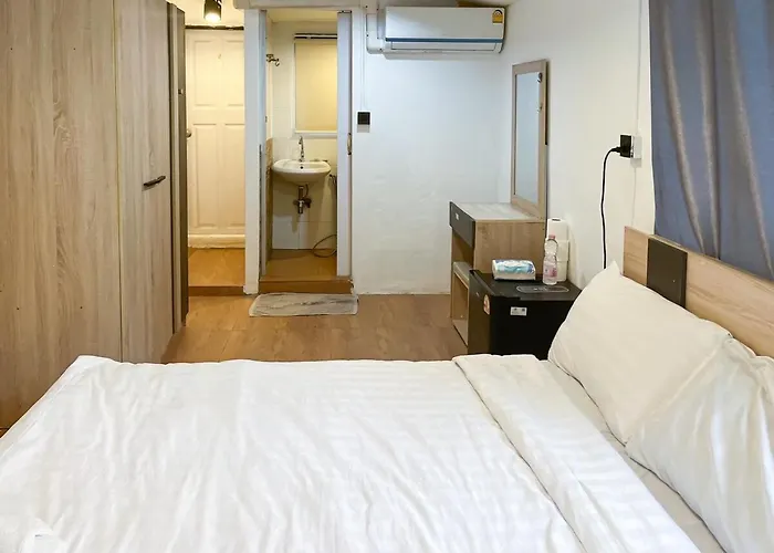 Chubbi 5 Room1 * Bangkok